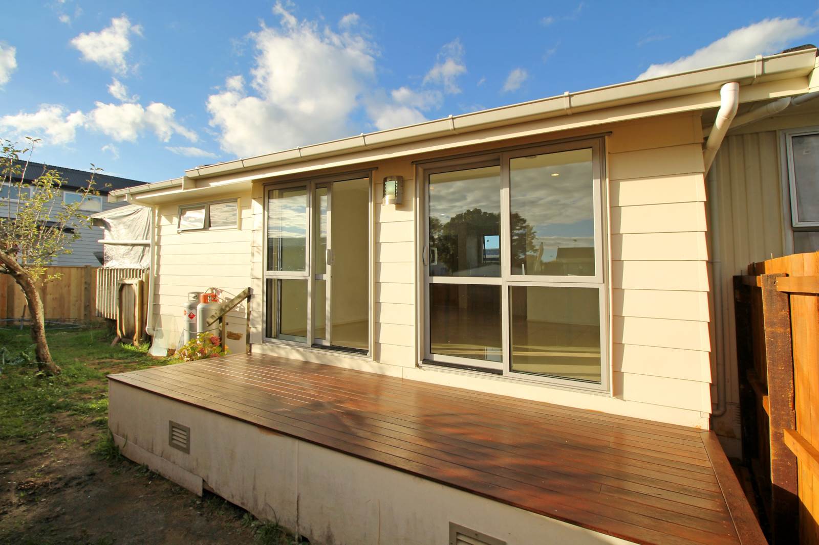 27a Casuarina Road, Half Moon Bay, Auckland - Manukau, 2 રૂમ, 1 બાથરૂમ