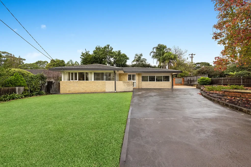 84 Woodbury Road, St Ives, NSW 2075