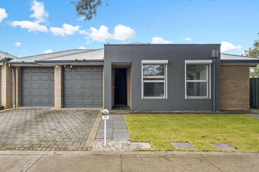 Northfield 3 Bedroom What You�ve Been Waiting For!