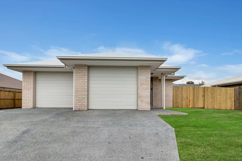 SPACIOUS DUPLEX, GREAT LOCATION