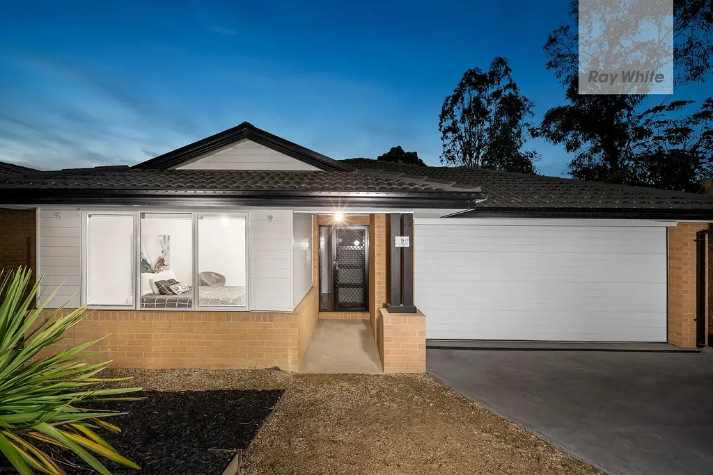 FOUR BEDROOM DELIGHT!