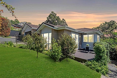 Greenhithe 4 Bedroom Must Sell! Vendors want it Gone!