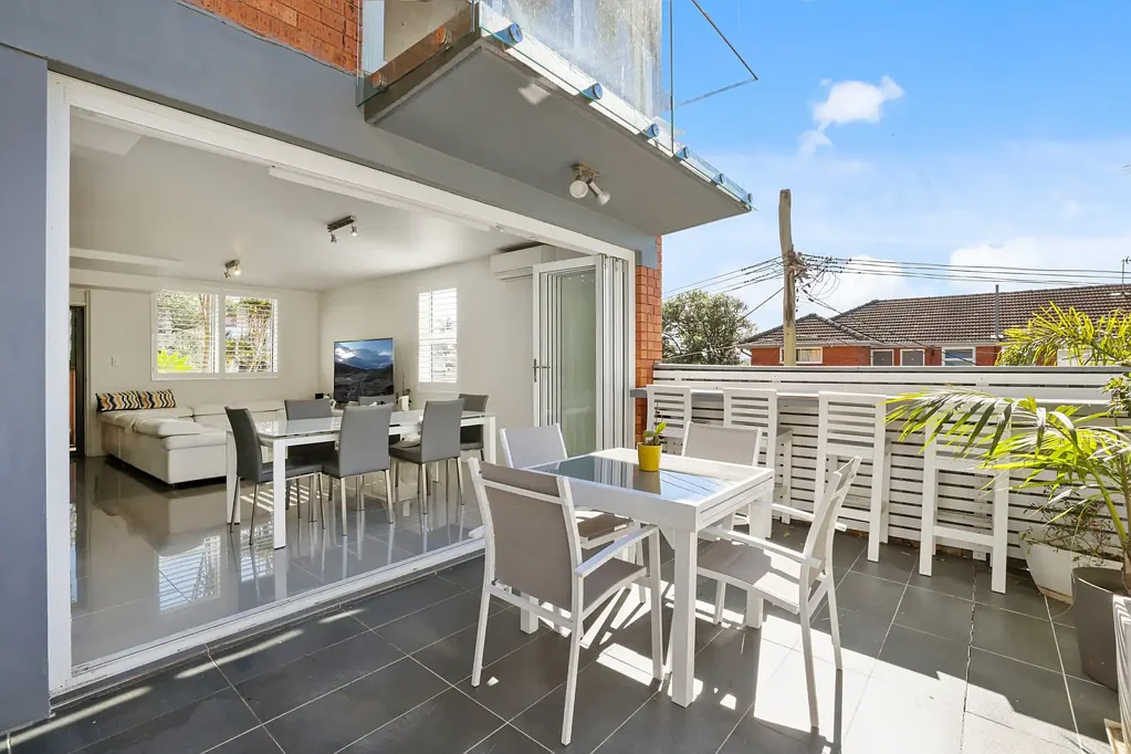Immaculate north facing townhouse