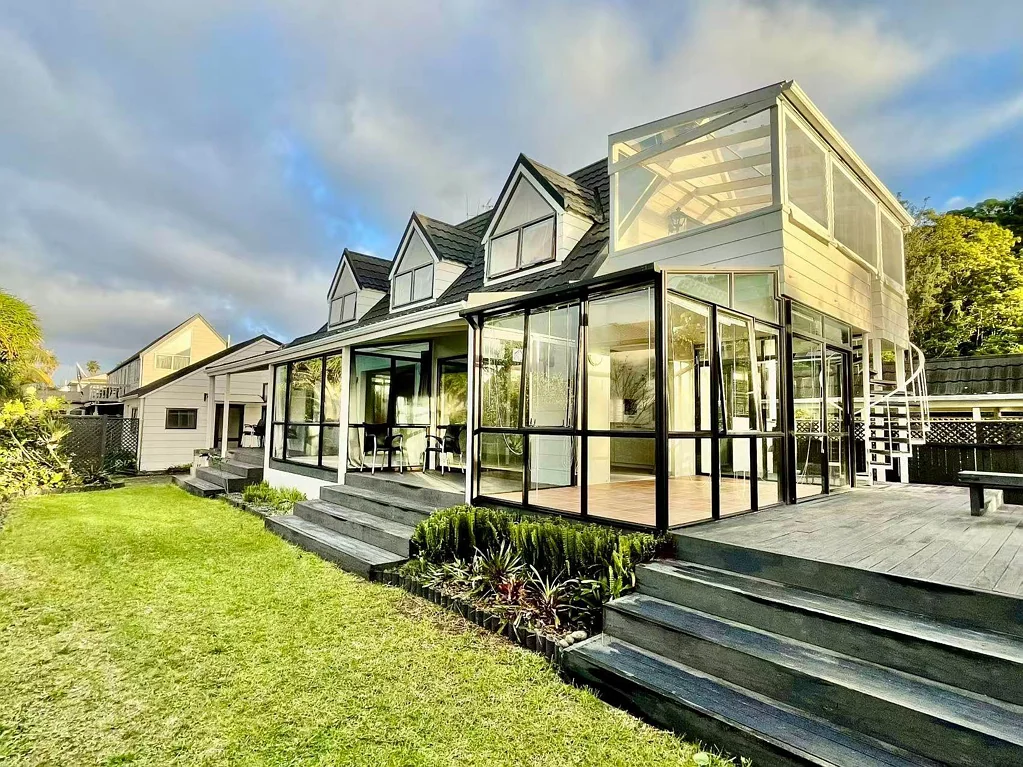 Immaculate, Spacious Family Home with Stunning...