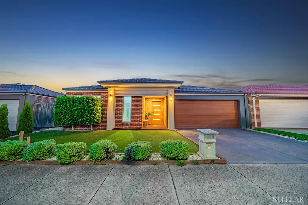 Stunning Family Home in Pakenham - 4 Weebil Way