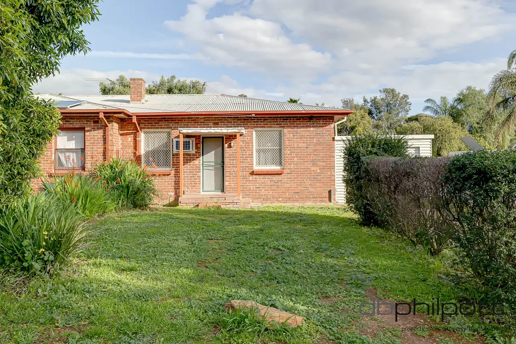 Well Located 2 Bedroom Home
