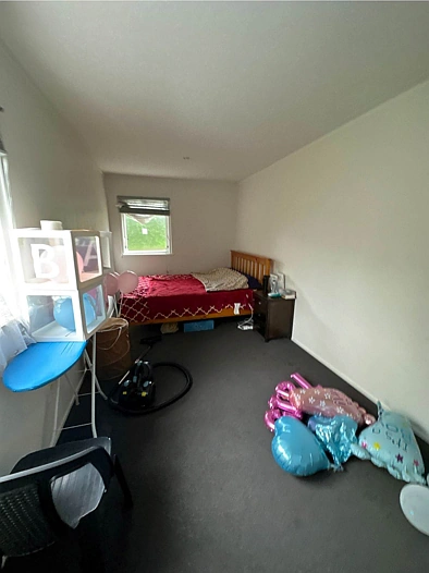 Private 2 Bedroom Unit – Water Included!