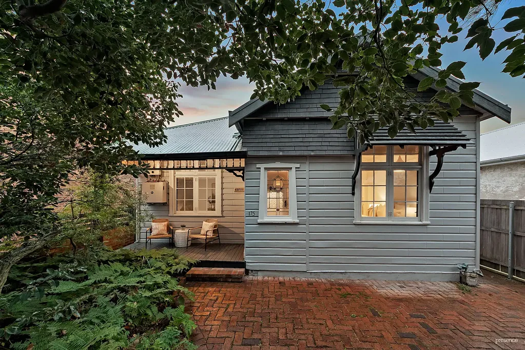 Cooks Hill 3房  Renovated Character Home with Studio and Walkable Lifestyle