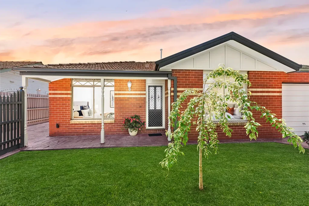1/40 Woodland Street, Strathmore, VIC 3041