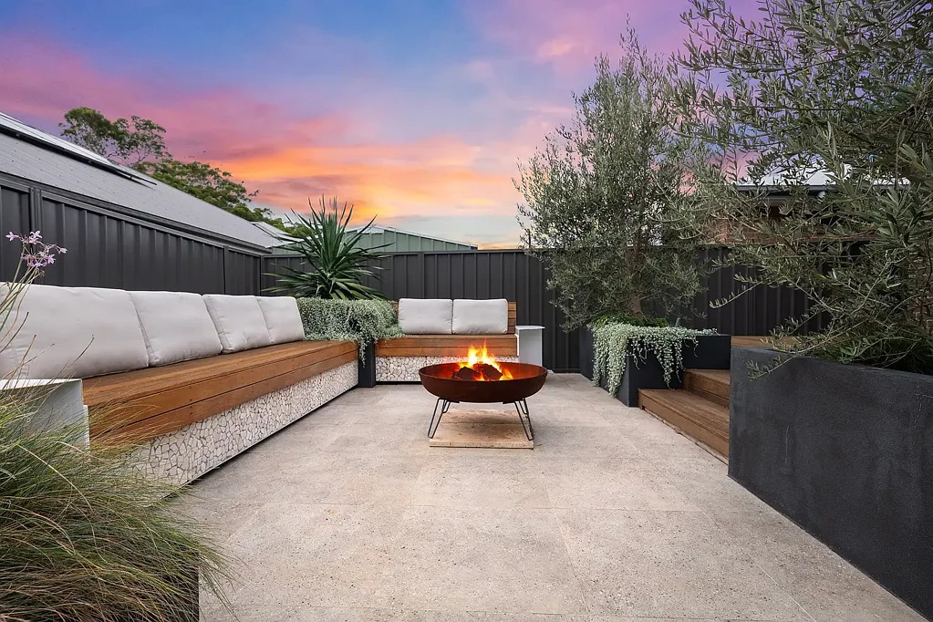 27 Ironbark Drive, Fern Bay, NSW 2295