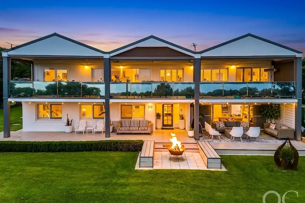 Hindmarsh Island 4房  Open the Door to North-Facing Waterfront Luxury