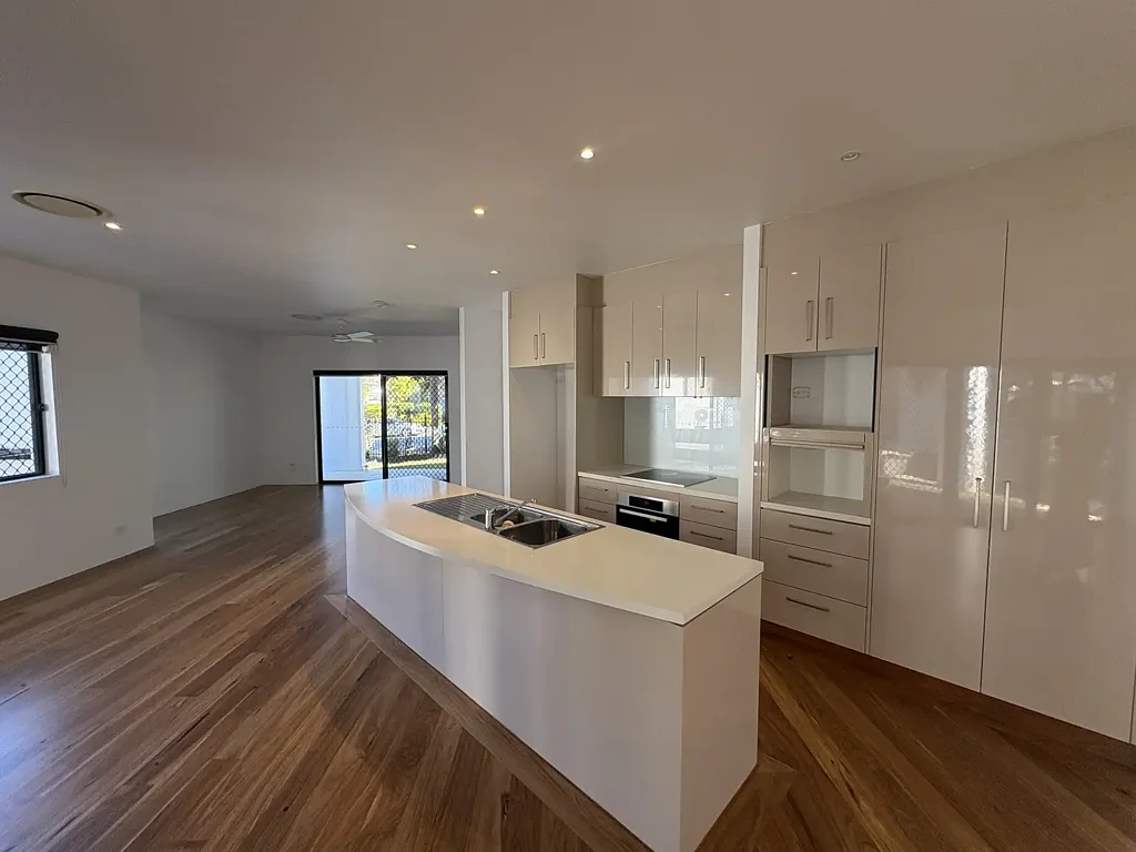 Available Now - Move in this week!