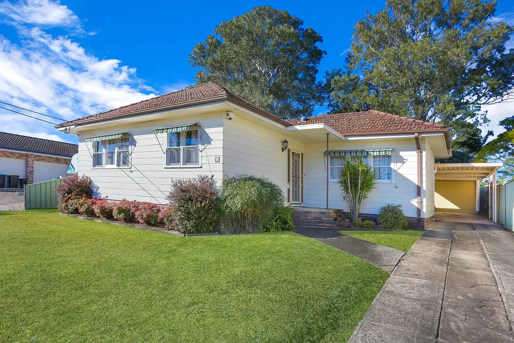 5 First Avenue, Toongabbie, NSW 2146
