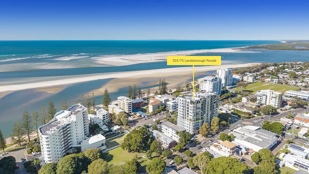 Golden Beach 3 Slaapkamer Luxurious 3 Bedroom Apartment with Stunning Scenic Mountain and Ocean Views in Golden Beach