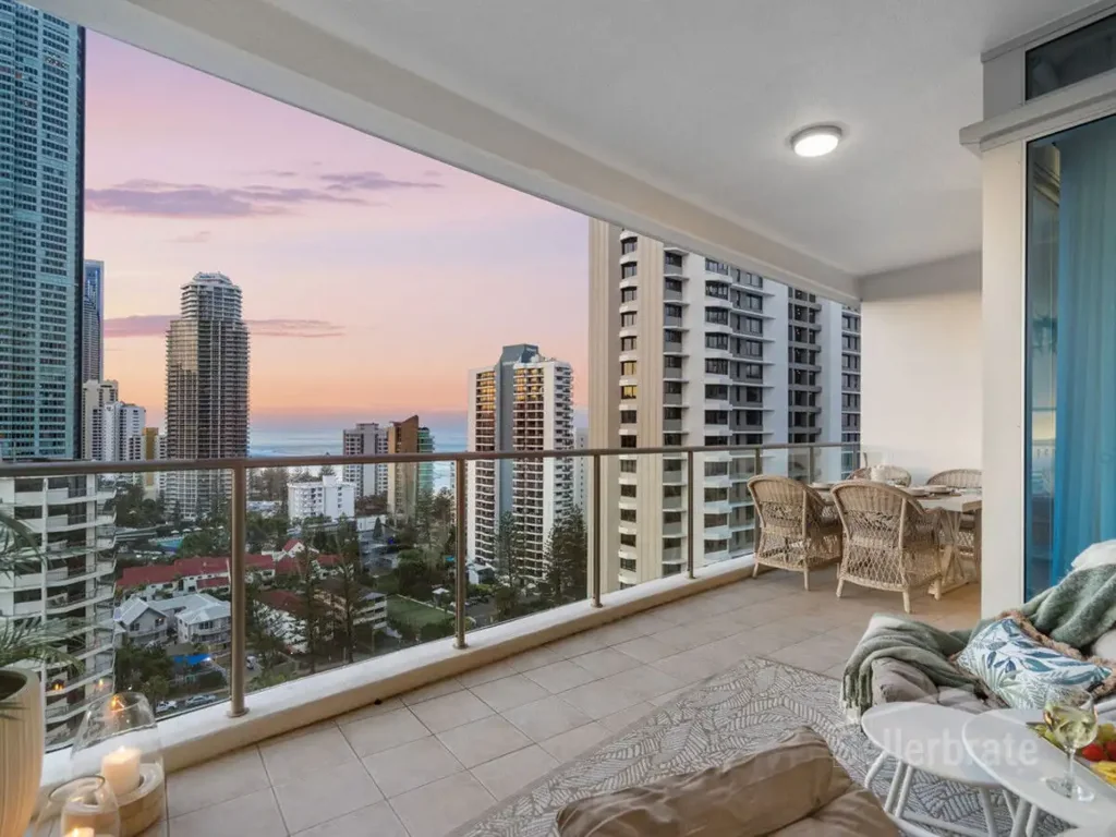 Surfers Paradise 2બેડરૂમ Live in, holiday let or acquire your next investment - Options aplenty!
