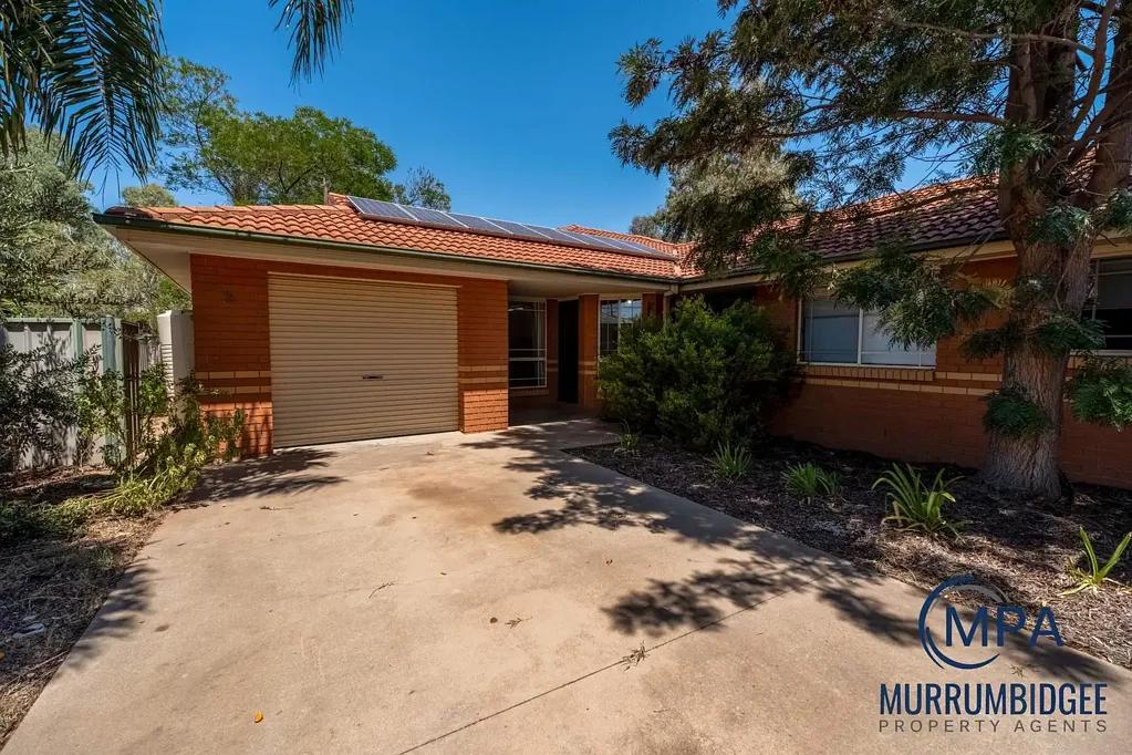 2/3 Boronia Road, Leeton, NSW 2705