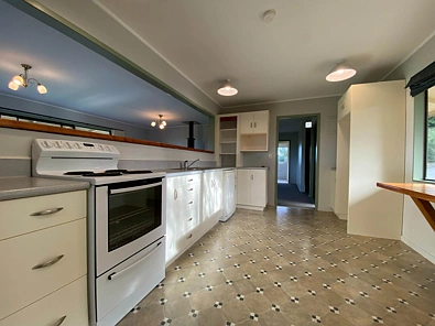 Adres Weerhou, Patumahoe, Franklin, 4 slaapkamers, 2 badkamers, House