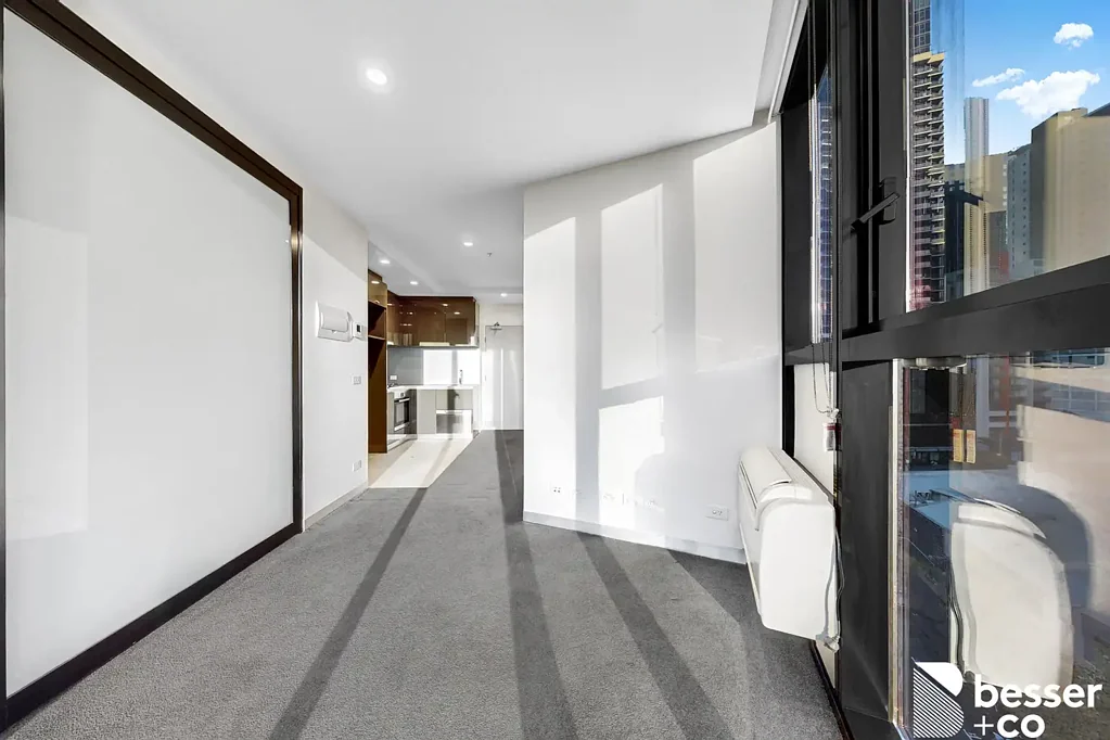 Low maintenance Southbank living!