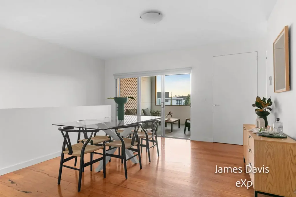 Alphington 3ห้องนอน Private Sale - $900,000 to $950,000