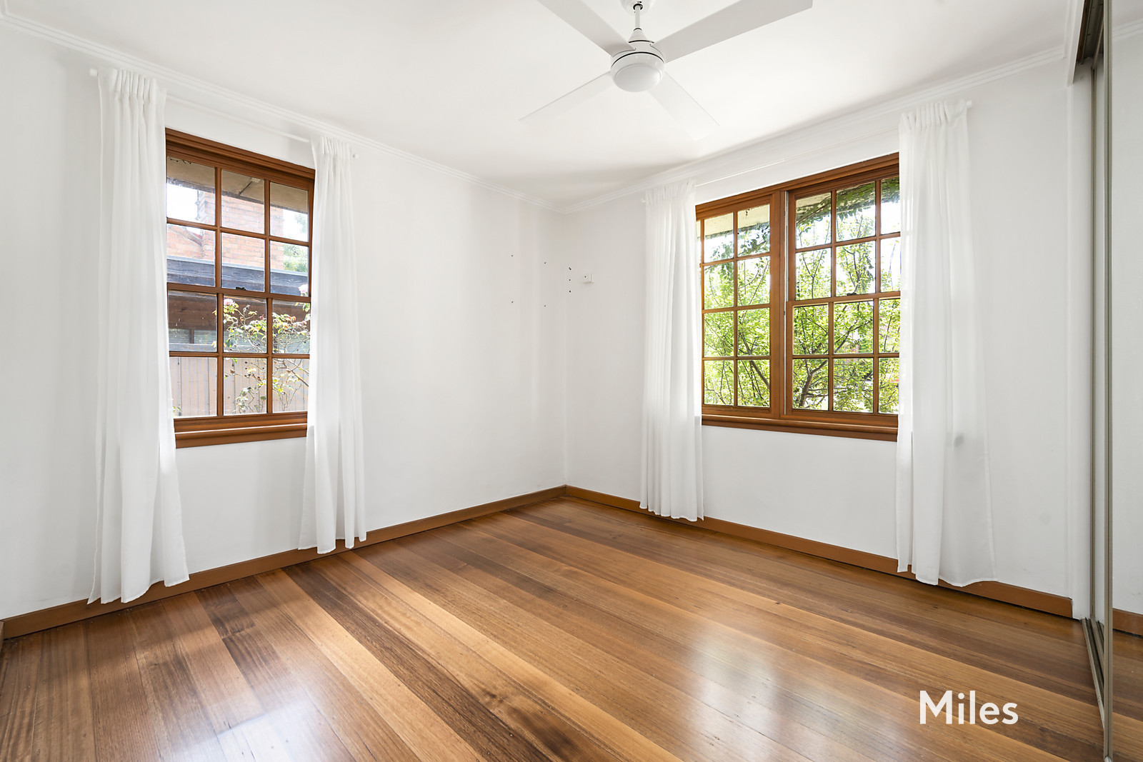 11 JAMES ST, HEIDELBERG HEIGHTS VIC 3081, 0 ห้องนอน, 0 ห้องน้ำ, House