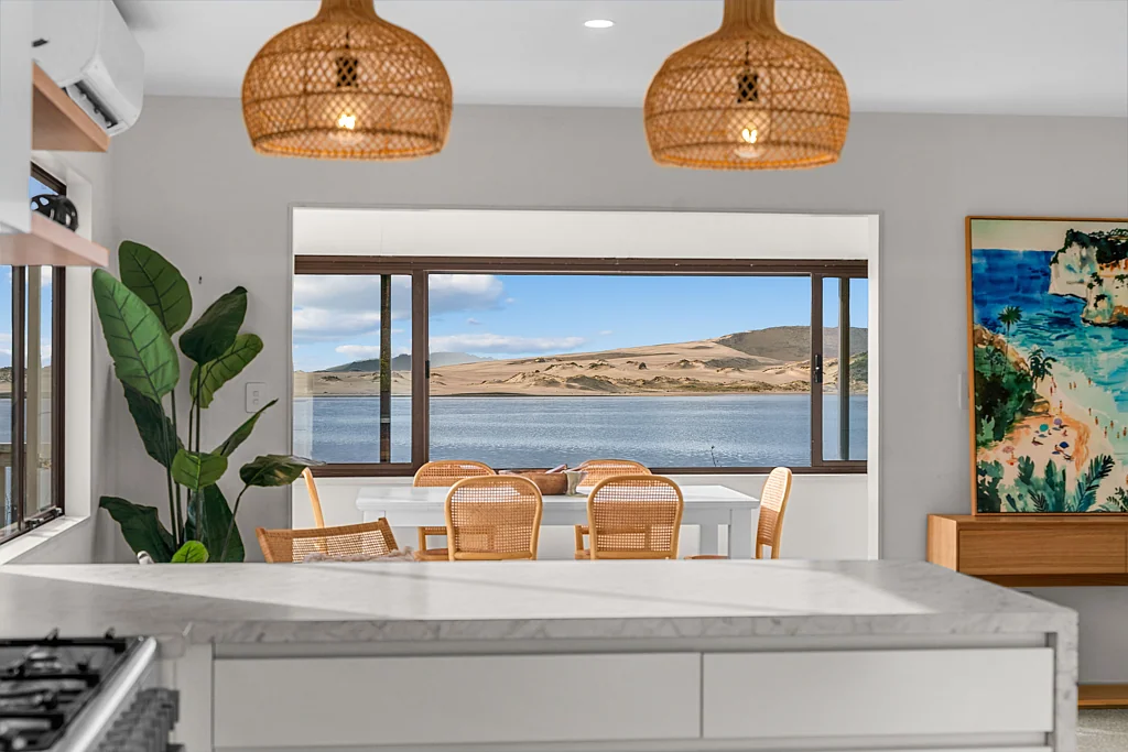 Mangawhai Heads 4房  Front row seats to natures best show