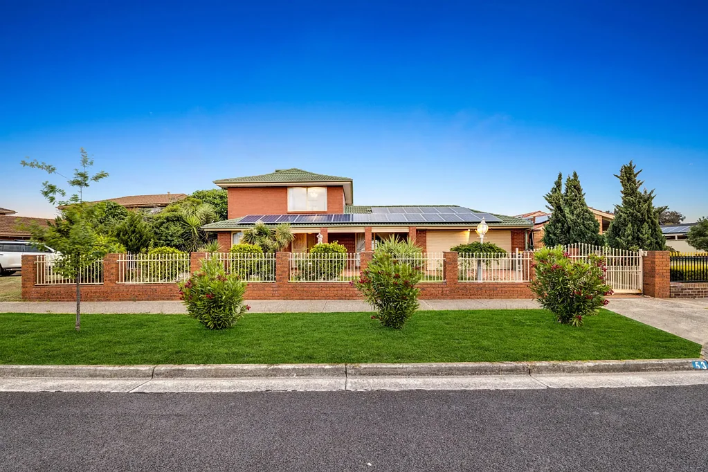 Hoppers Crossing 4Habitaciones North Facing Home on 715 m2 allotment  in Prestigious Cambridge Estate!