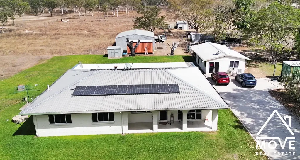 Jensen 6બેડરૂમ Countryside Charm Meets Modern Family Living