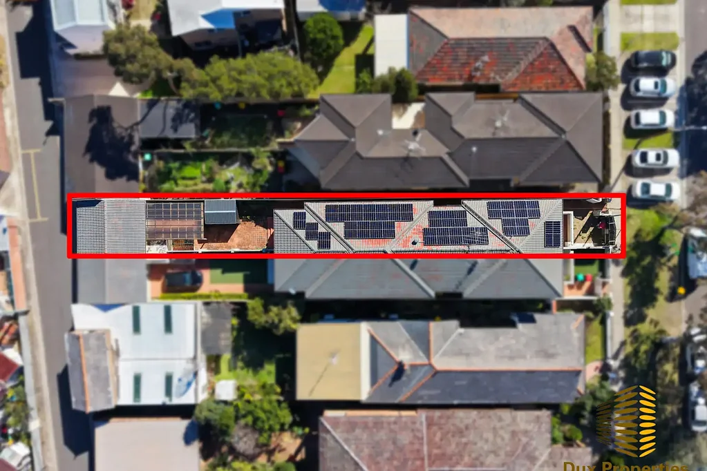 Kingsford 5कमरा Solid Double-Brick Family Home with Solar Panels and Battery Storage