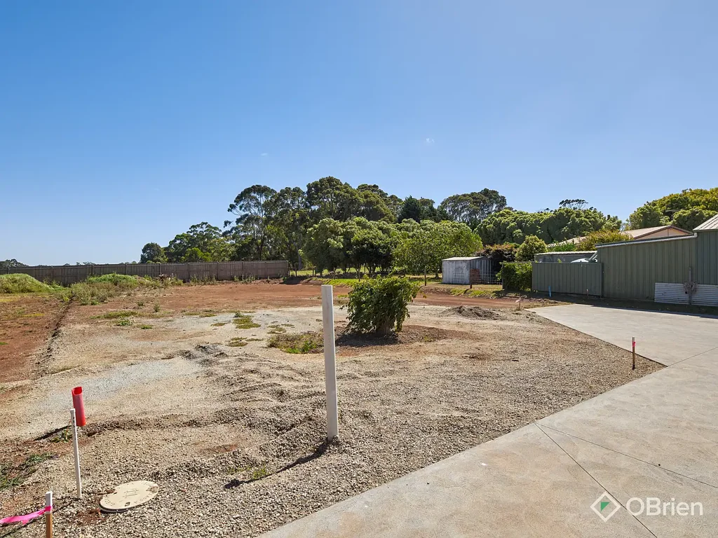 Drouin Near Level Titled Allotment