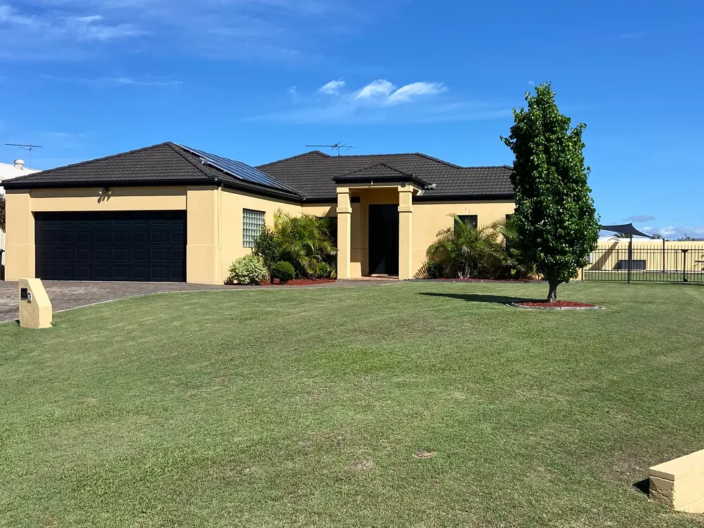 11 North Meadow Drive, Grafton, NSW 2460