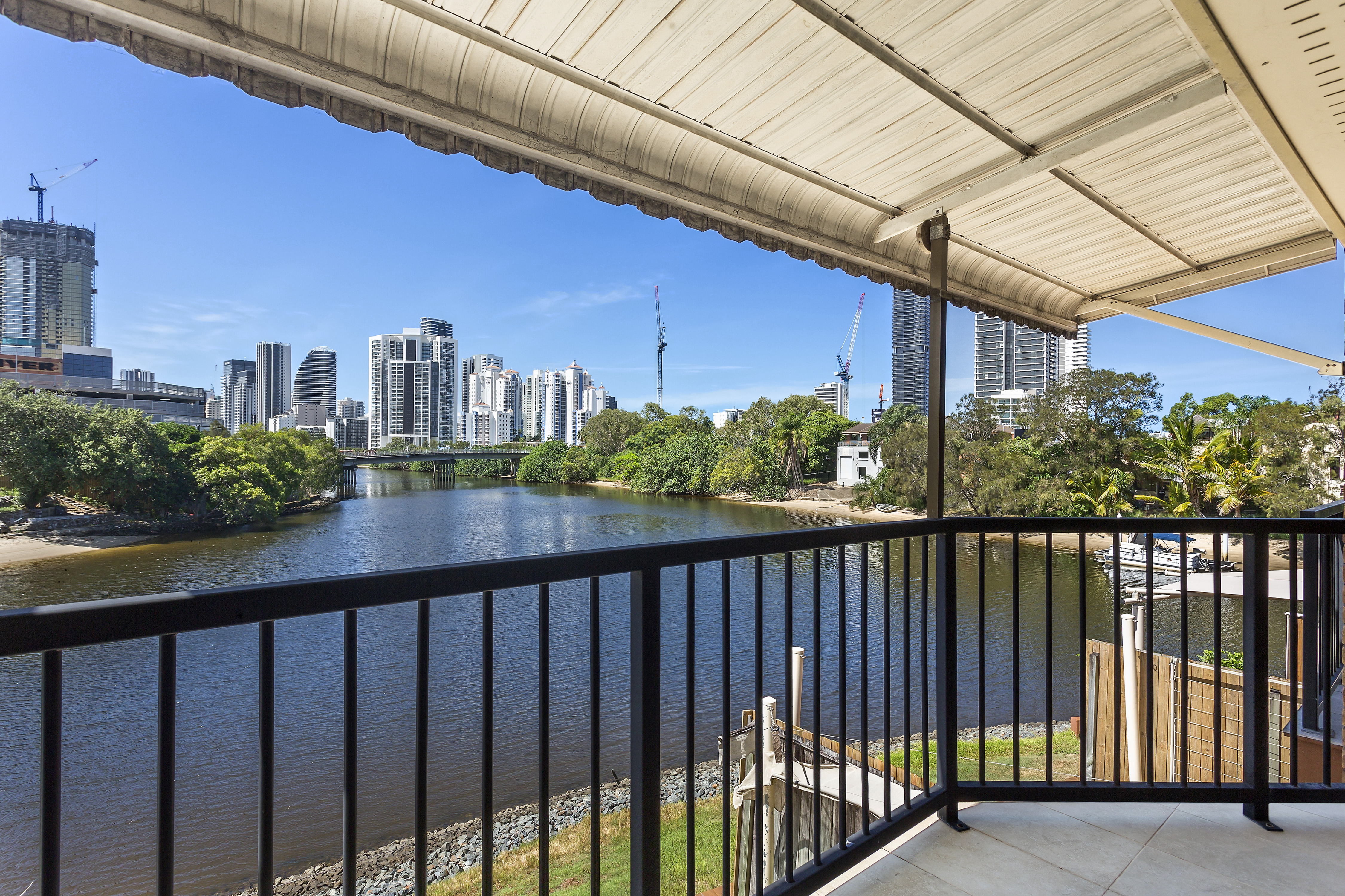 NEPTUNE POINT UNIT 2 27-29 SURFERS AV, MERMAID WATERS QLD 4218, 0 ਕਮਰੇ, 0 ਬਾਥਰੂਮ, Townhouse