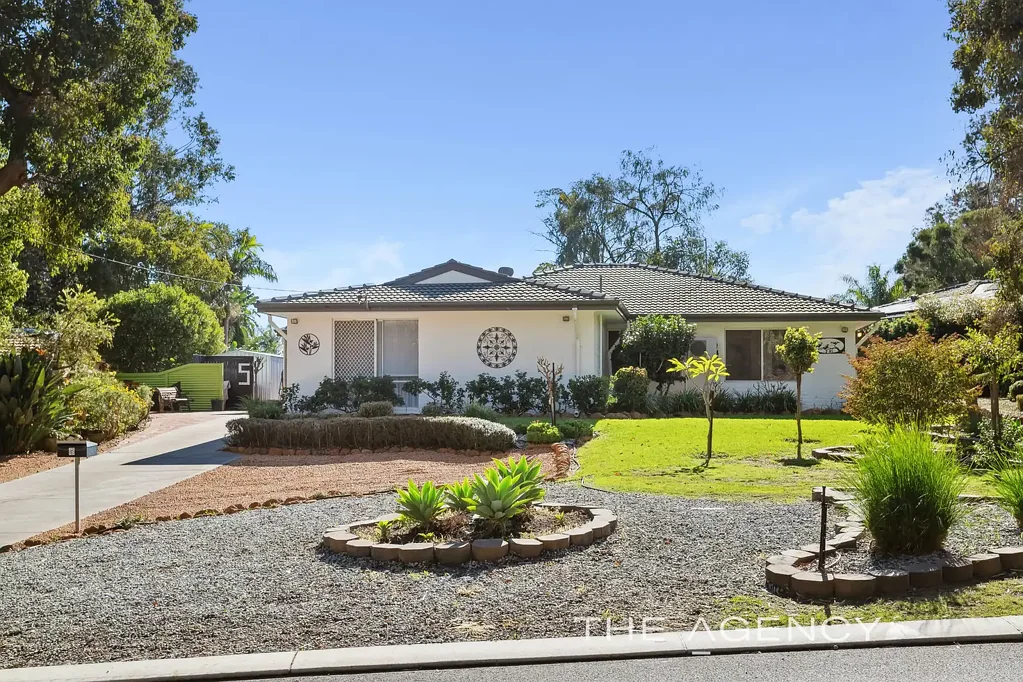 5 Dryandra Crescent, Darlington, WA 6070