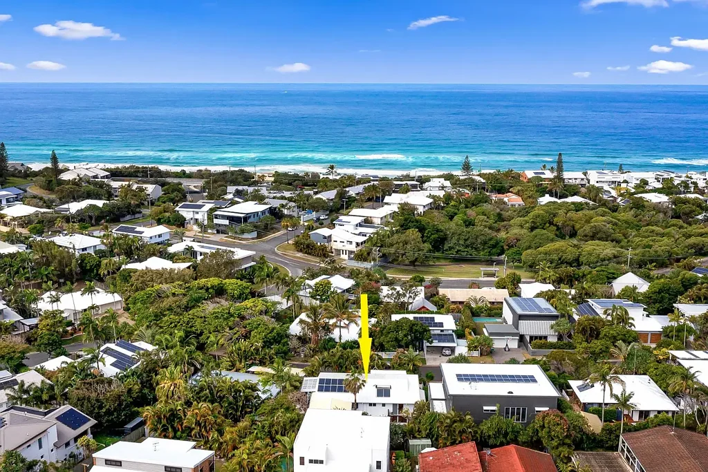 Sunrise Beach 4 Bedroom Beachside Home First Time On The Market In 27 years.