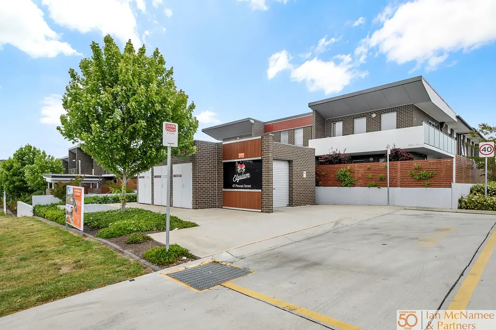 WELCOME TO ELYSIUM – STYLISH TWO BEDROOM TOWNHOUSE