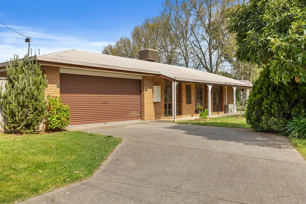 3-Bedroom Home in Great Location!!