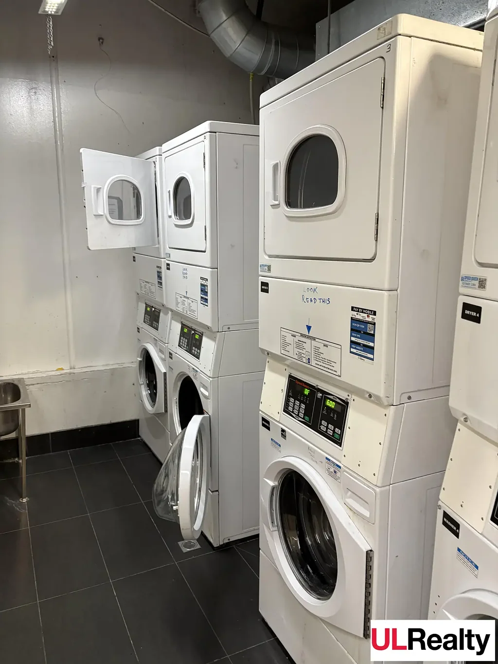 Carlton 1房 整洁单间公寓投资机会 $150-165,000 Tidy studio investment $150-165,000