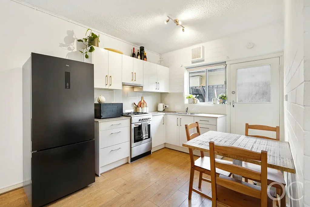 2/3 Shirley Crescent, West Beach, SA 5024