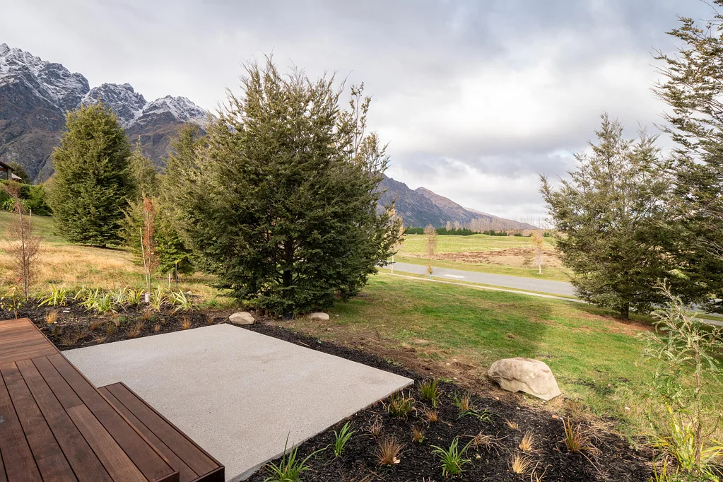Jacks Point 3房  Architectural Luxury with Alpine Views