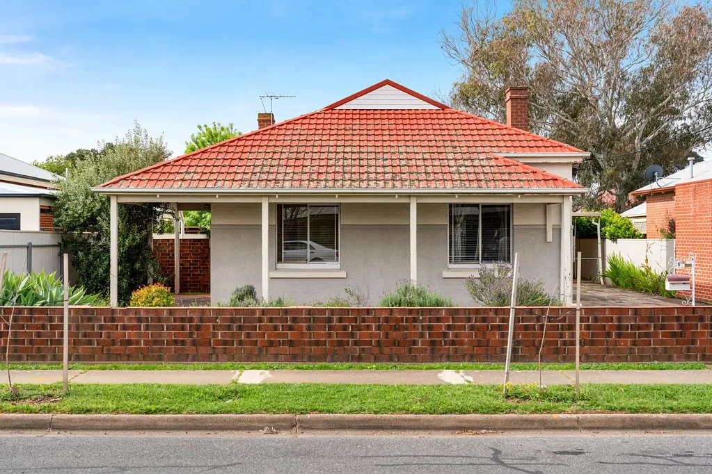 West Croydon 3Zimmer Prospects Aplenty For A Petite Bungalow With Project Vision On 638sqm*