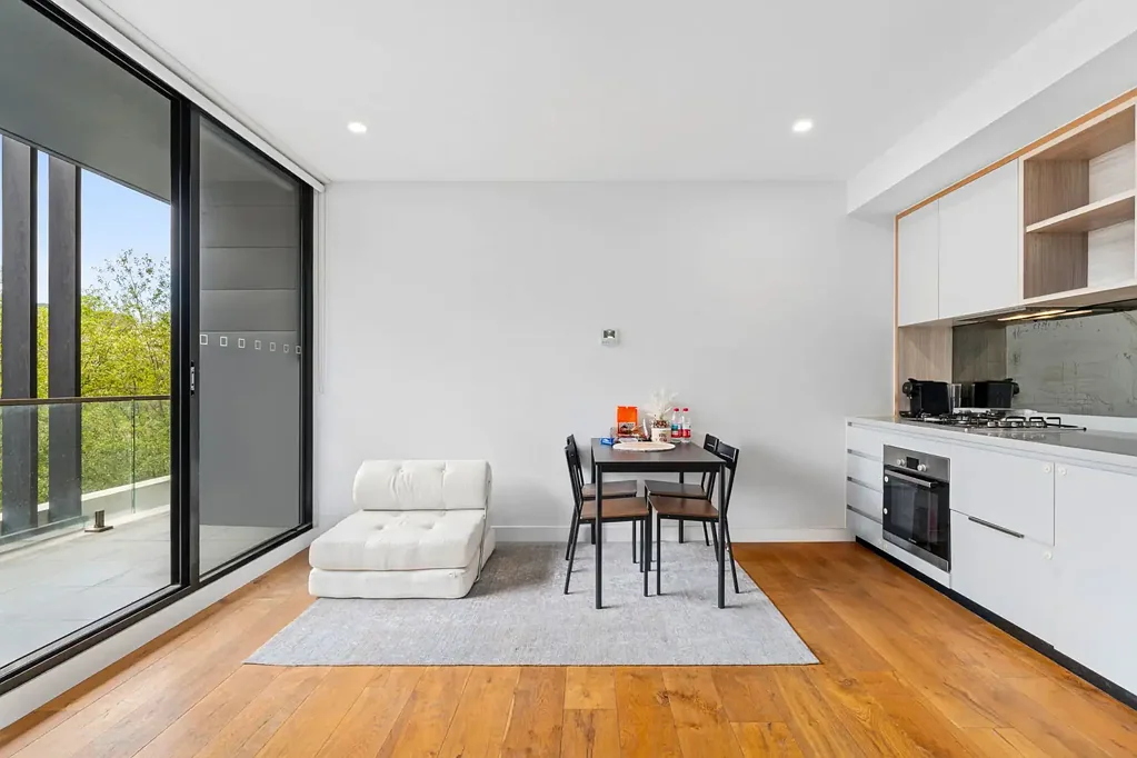 107/19 Wellington Road, Box Hill, VIC 3128