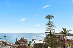 8/11 Reddall Street, Manly