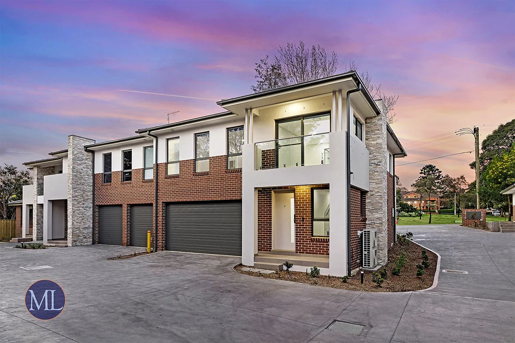 LUX 3 BED TOWNHOME !