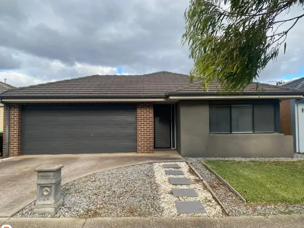 Great Value 3-Bedroom Home in Manor Lakes