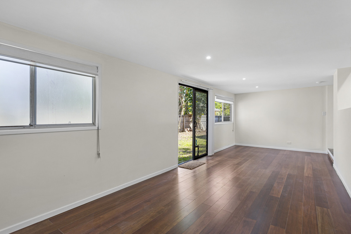 12 MAITLAND ST, BURLEIGH WATERS QLD 4220, 0房, 0浴, House