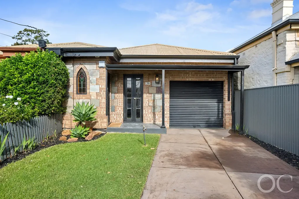 Hyde Park 2Kwarto Open the Door to a Cottage Made for Walk-First Living