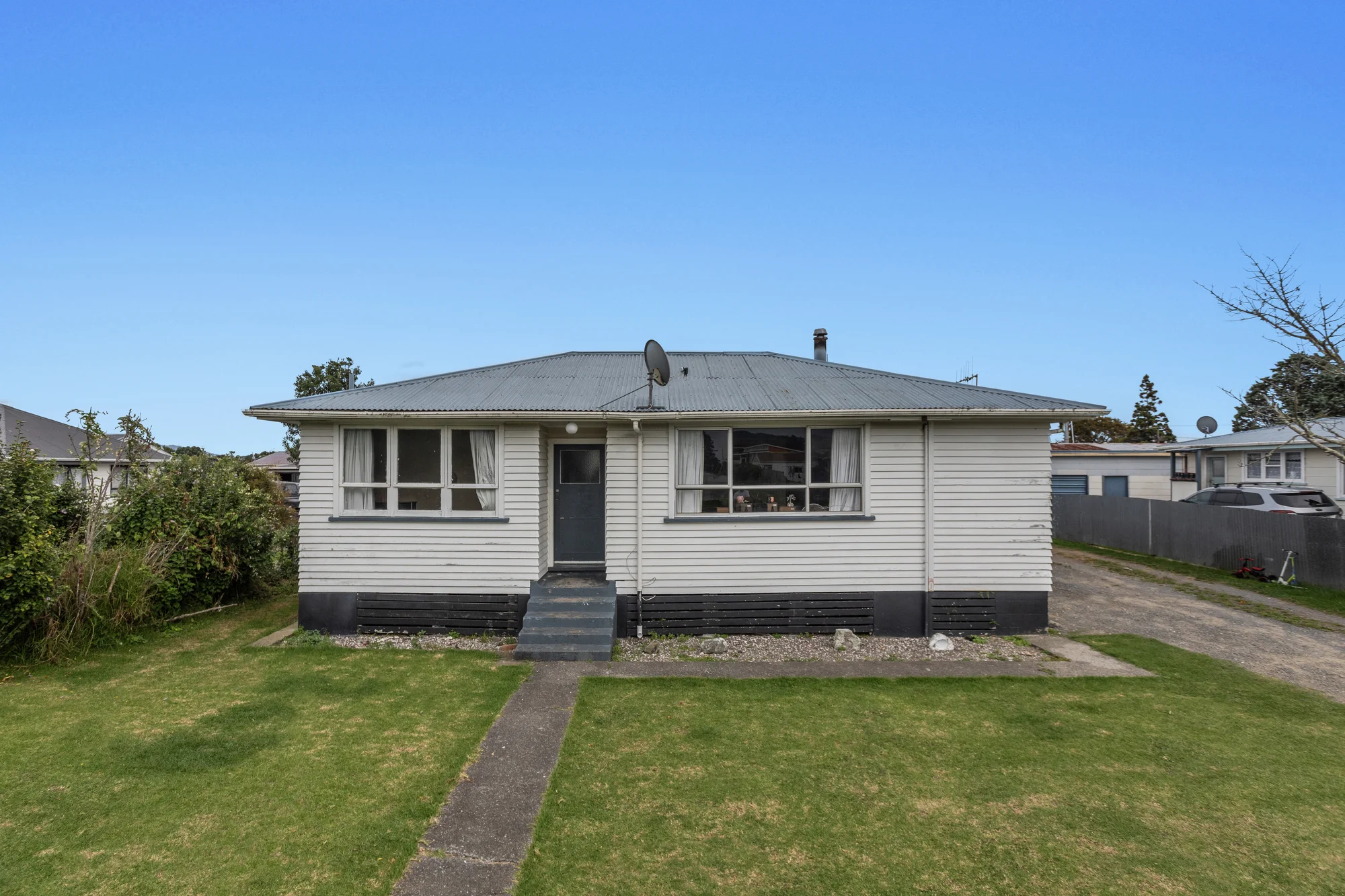 Opotiki and Surrounds 3कमरा Fun Winter DIY