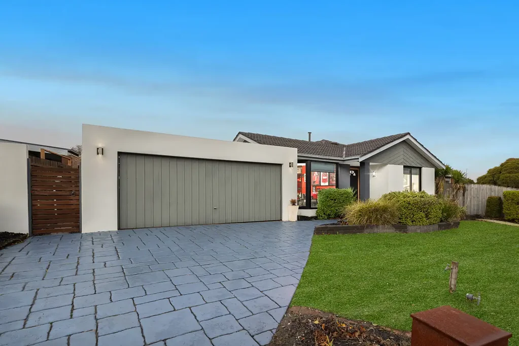 10 Taverner Court, Scoresby, VIC 3179