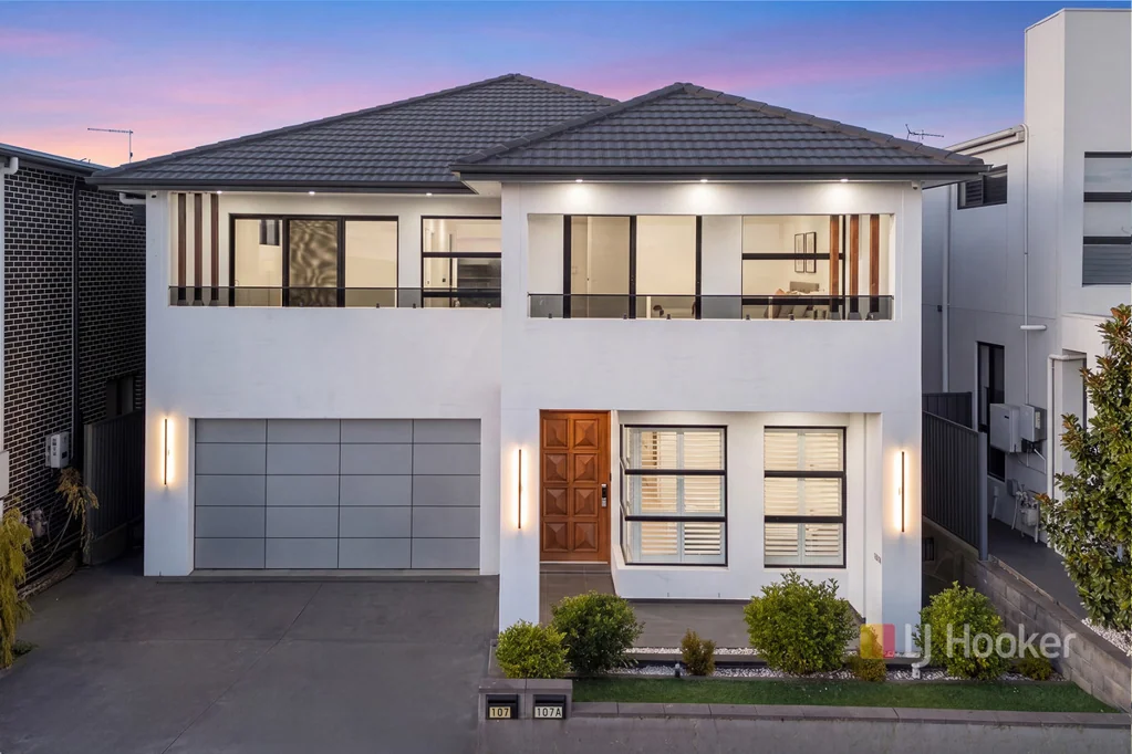 Riverstone 7Phòng ngủ Luxury Family Masterpiece with Designer Finishes & Self-Contained Granny Flat