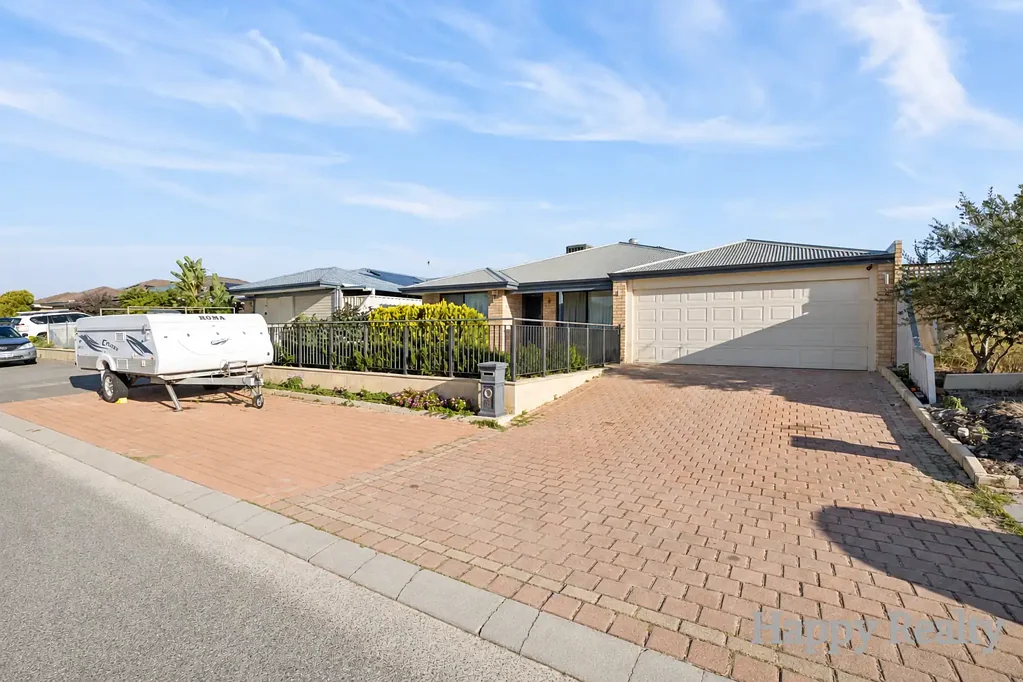 Bennett Springs 5બેડરૂમ Secure, Stylish & Spacious Family Living on 484sqm
