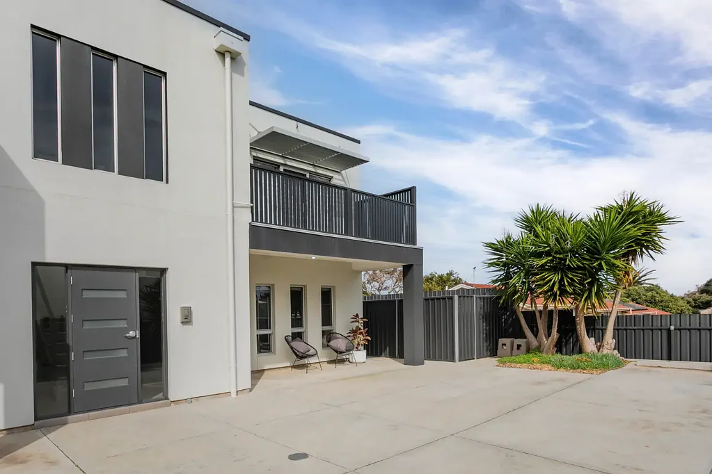 4/1,2a Martin Place, Christies Beach, SA 5165